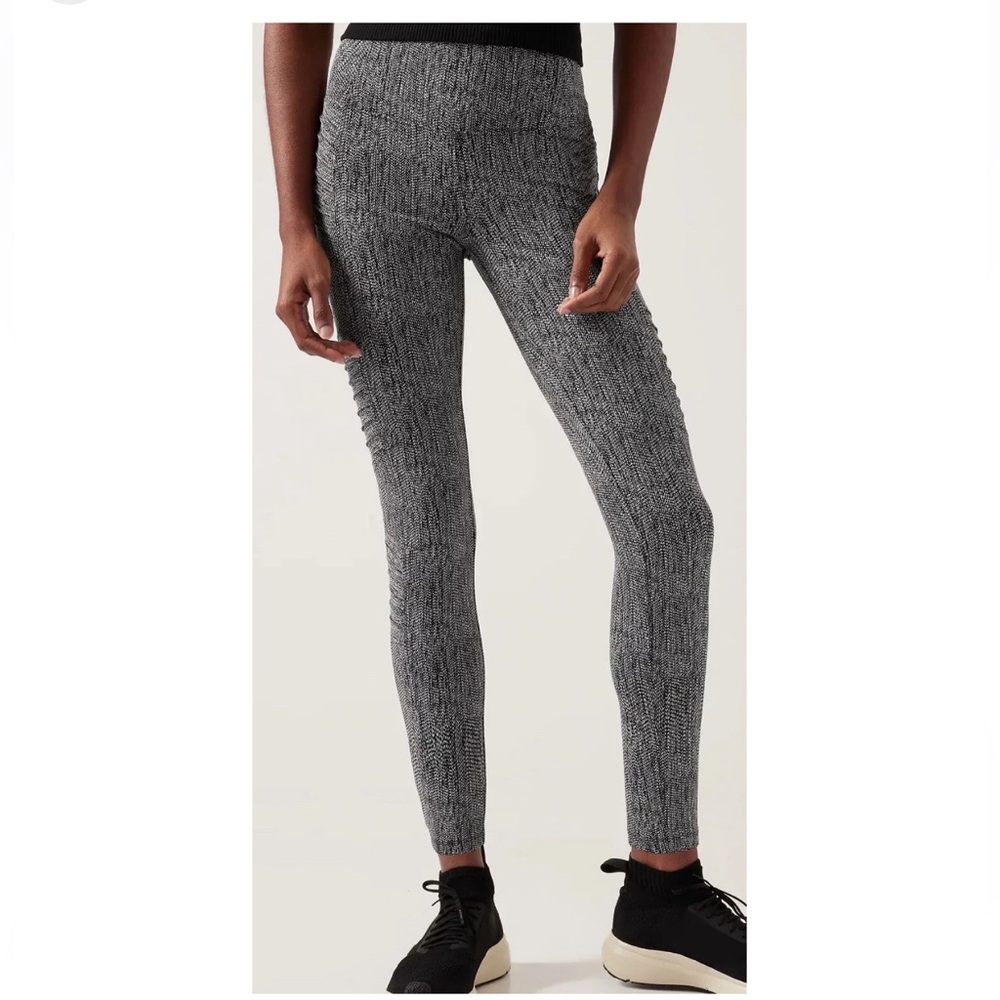 Athleta Delaney Textured Motto Tights